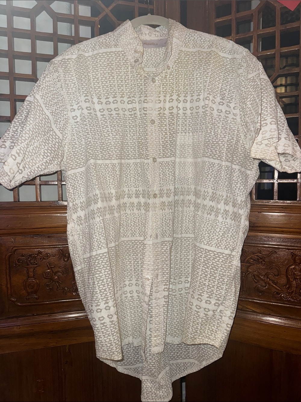 Manaola Hawaii Men's Short-Sleeve Button-Down Shirt-White on white- Ohe Kapala